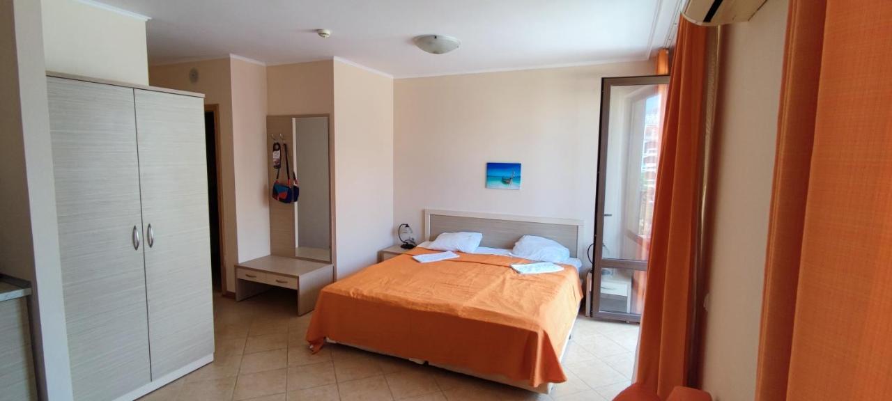 Holiday Apartcomplex Royal Sun Sunny Beach Exterior photo