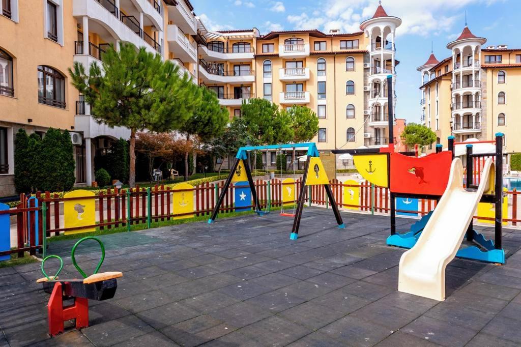 Holiday Apartcomplex Royal Sun Sunny Beach Exterior photo