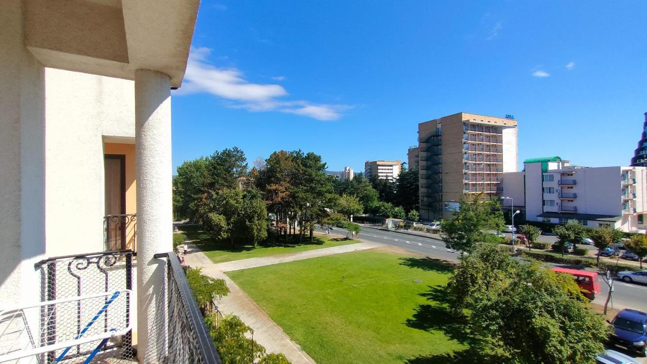 Holiday Apartcomplex Royal Sun Sunny Beach Exterior photo