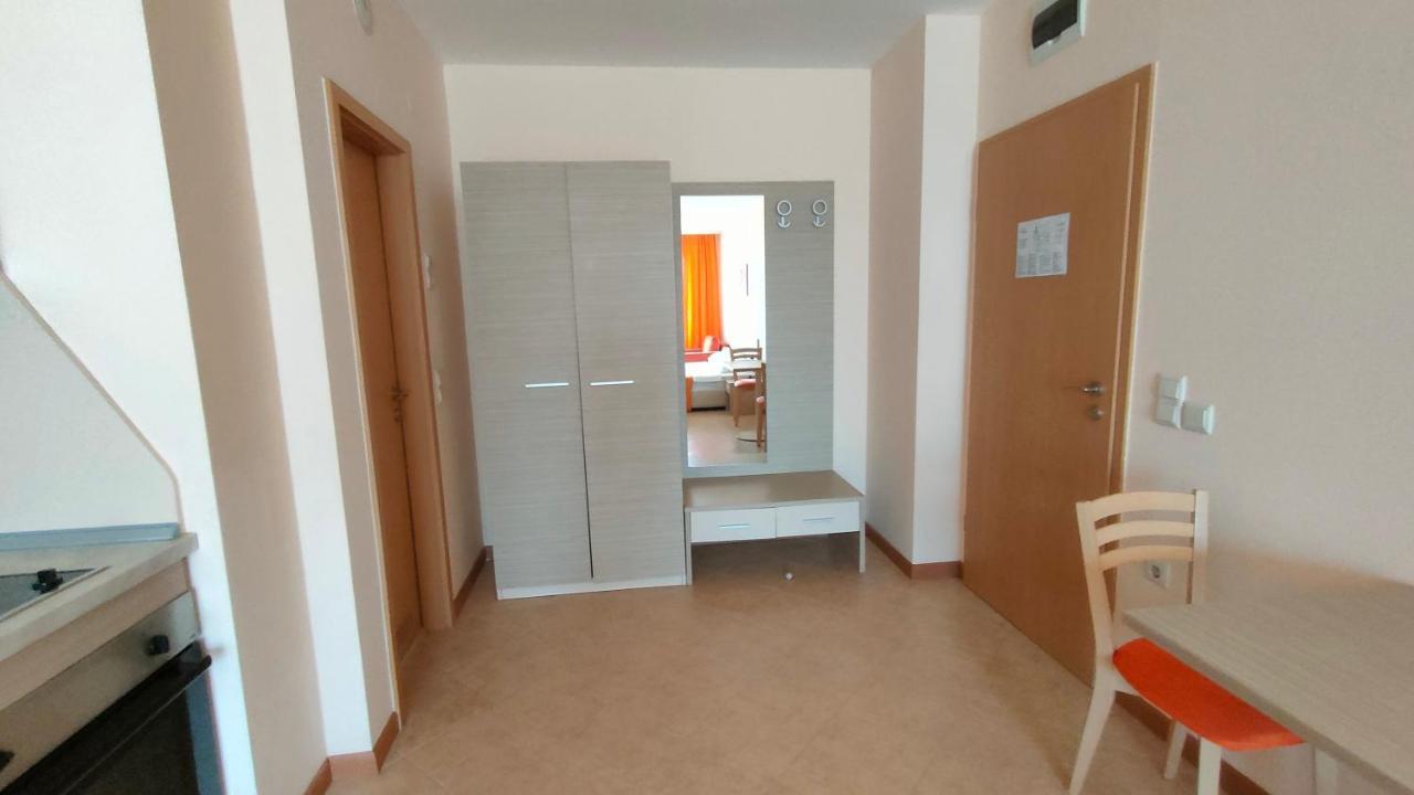 Holiday Apartcomplex Royal Sun Sunny Beach Exterior photo